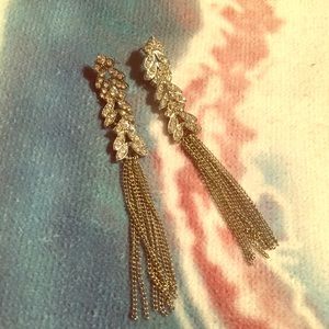 🔴3 for $10 Long leafy earrings